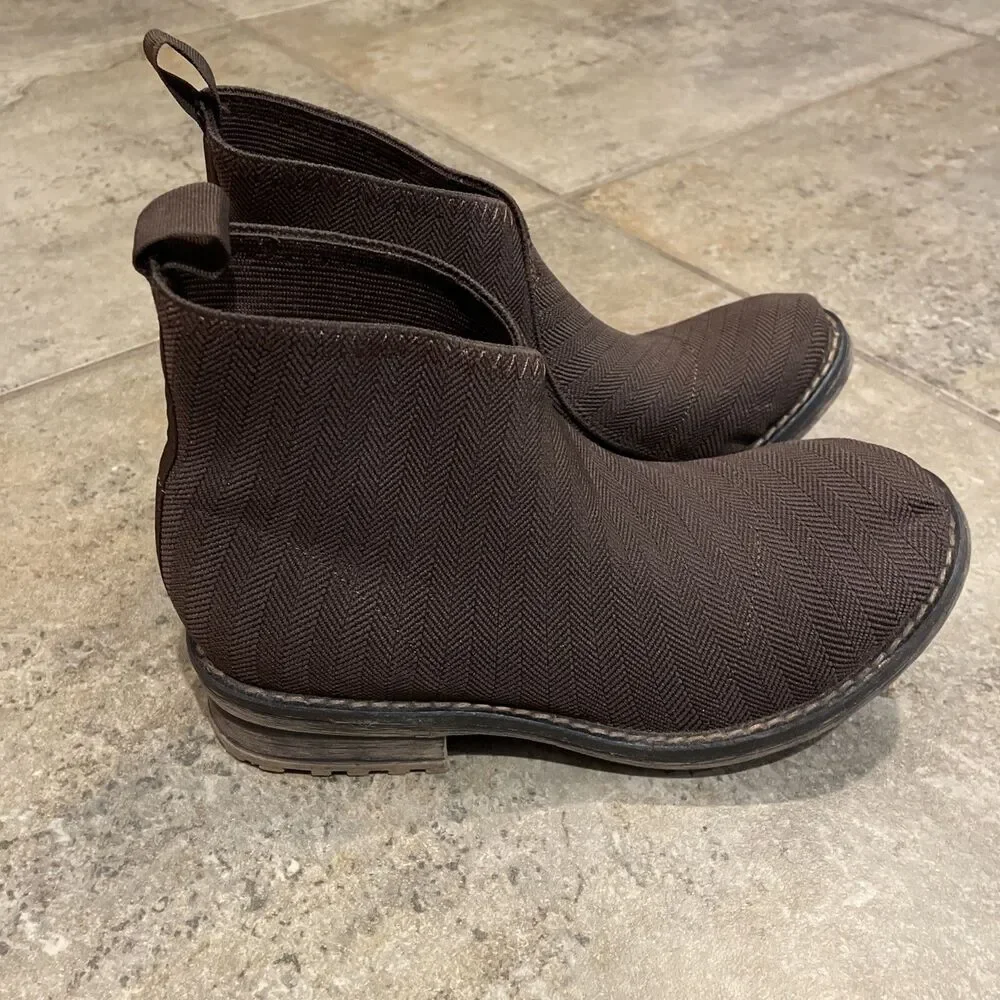 Charleston Shoe Co Barcelona Brown Herringbone Ankle Boot Womens Size 7